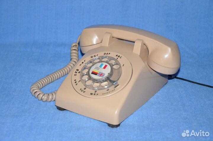 Телефонный аппарат США