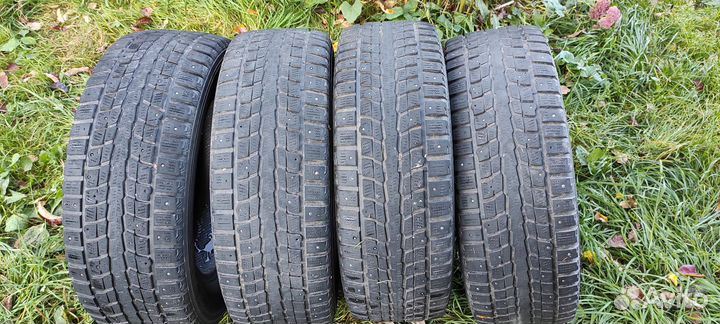 Dunlop SP Winter Ice 01 235/65 R17 K