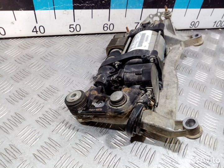 Б/У Компрессор пневмодовески Touareg#001