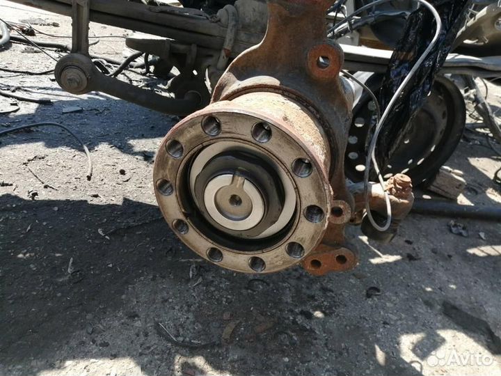 Ступица передняя L Грузовые Mercedes Benz Axor 1