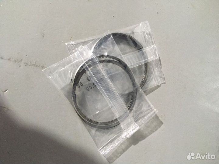 Поршневые кольца 229-23501-27 Robin DY42