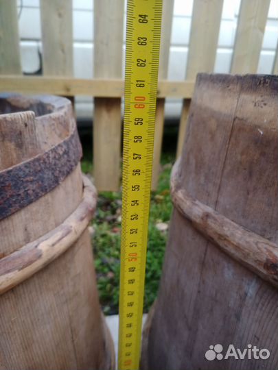 Деревянные кадки старые