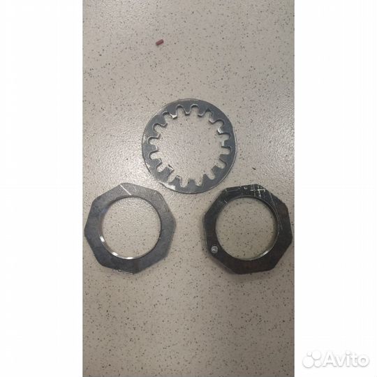 Крепеж газ-3302 ступицы задней комплект 3302-24010