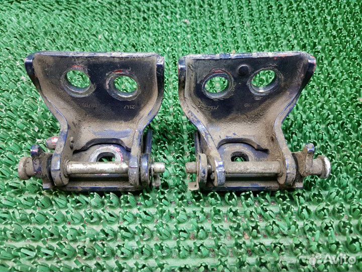 Петли дверей передние левые Peugeot 307 3A/C NFU