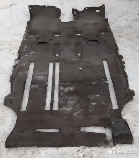 Ковралин пола Nissan Presage VU30