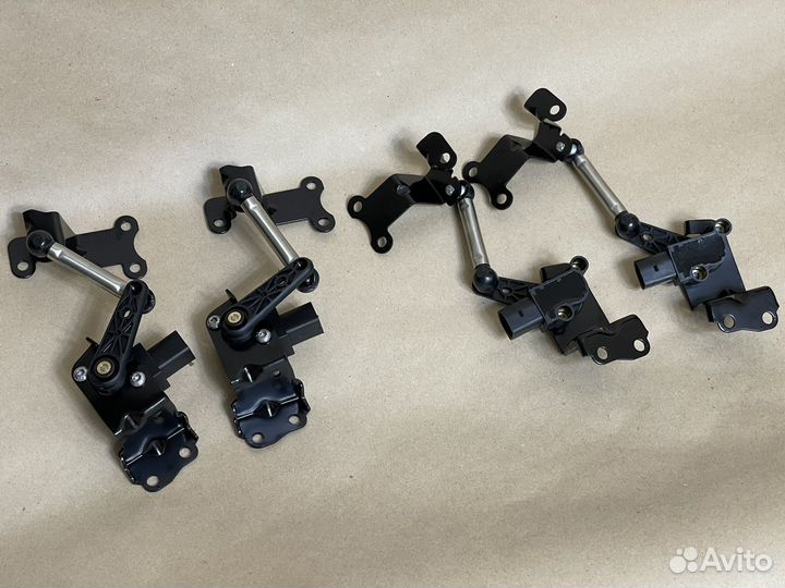 Датчик уровня положения кузова Volkswagen Audi