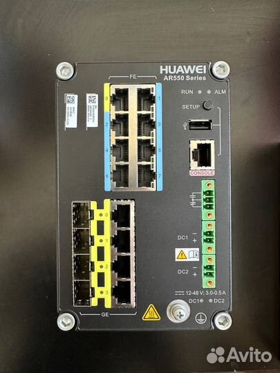 Маршрутизатор Huawei AR550-8FE-D-H