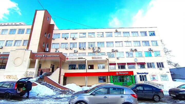 Продам коммерческое помещение, 667.1 м²