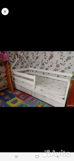 Детская кроватка