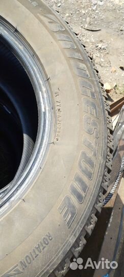 Bridgestone Ice Cruiser 7000 265/65 R17