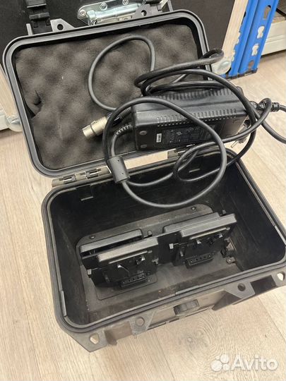 Зарядка swit S-4010