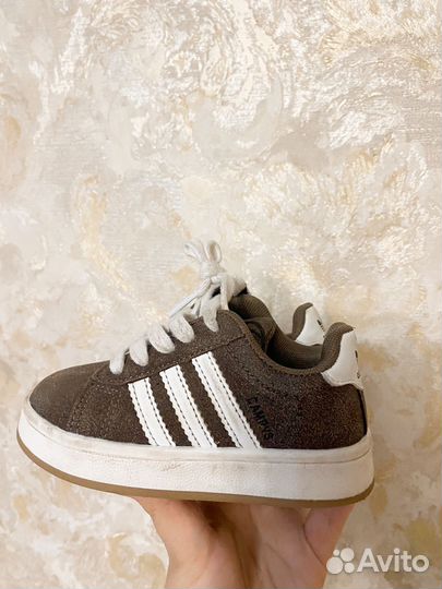 Кроссовки детские