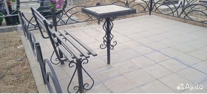 Ограда на могилу кладбище стол скамейка