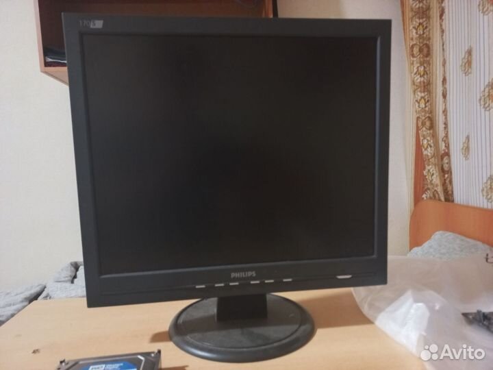 Монитор Philips