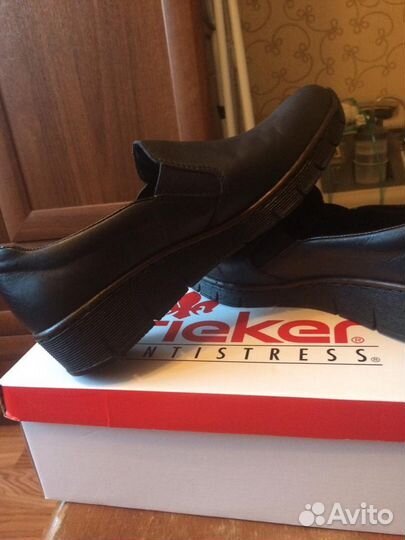 Туфли новые женские темно-синего цвета Rieker р38