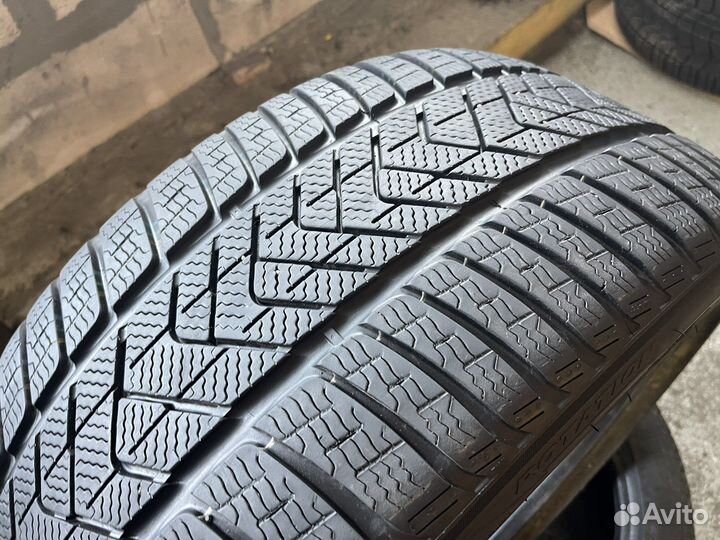 Pirelli Winter Sottozero 3 265/40 R20 104V