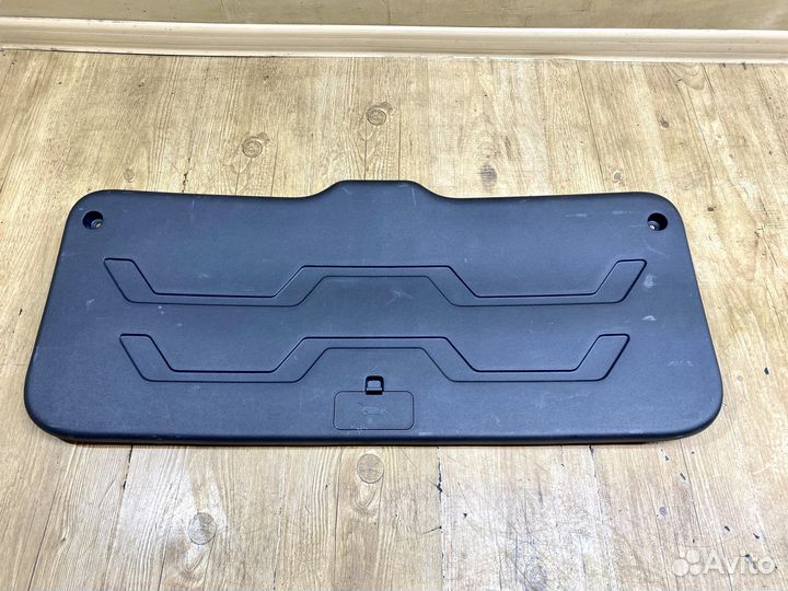 Обшивка крышки багажника Kia Soul 2008-2011г