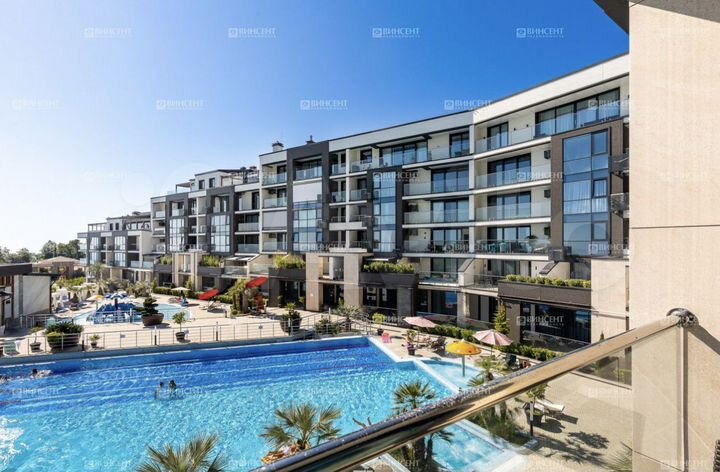 3-к. квартира, 130 м², 4/6 эт.