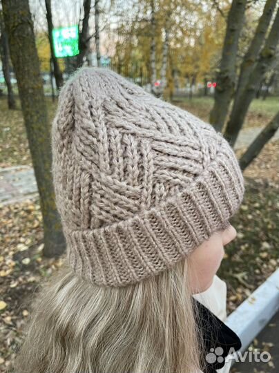Шапка женская б/у