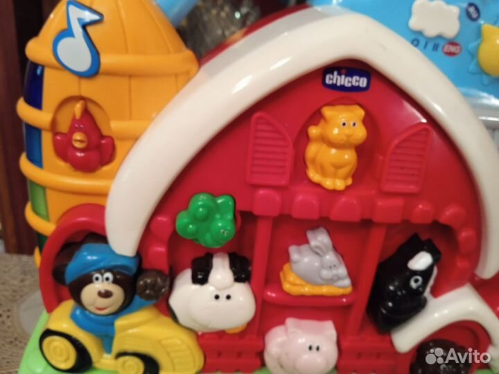 Игровой центр Chicco Говорящая ферма (Русский, Анг