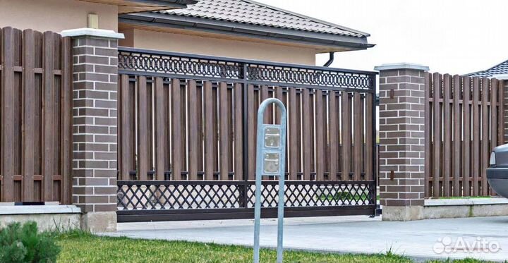 Забор из евроштакетника 65 метров