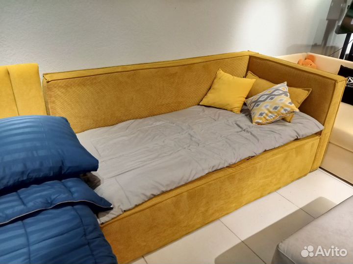 Кровать односпальная