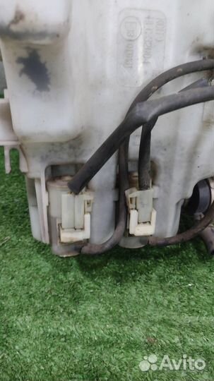 Бачок омывателя Suzuki Grand Vitara 2008