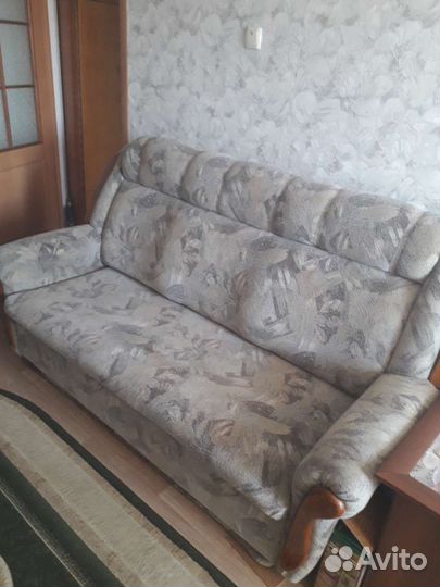 Диваны и кресло бу