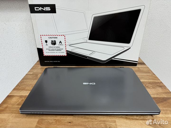 Новый игровой DNS Core i3 12Gb GT740M 2Gb SSD+HDD