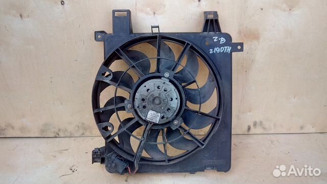 Вентилятор основной Z19DT Z19DTH на Опель Зафира Б