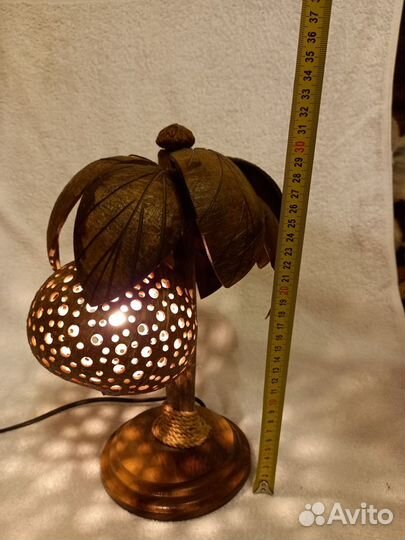 Лампа настольная