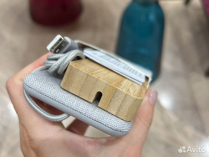 Беспроводная зарядка IKEA