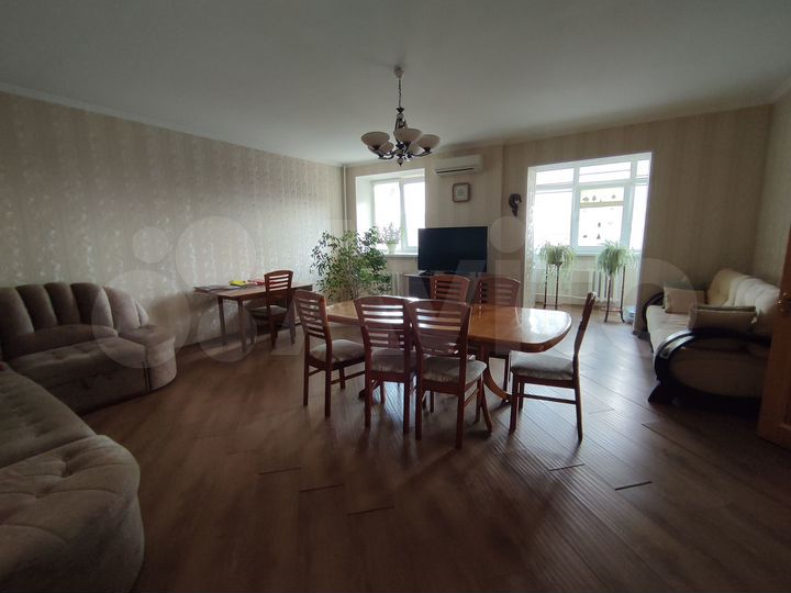 4-к. квартира, 140 м², 7/14 эт.