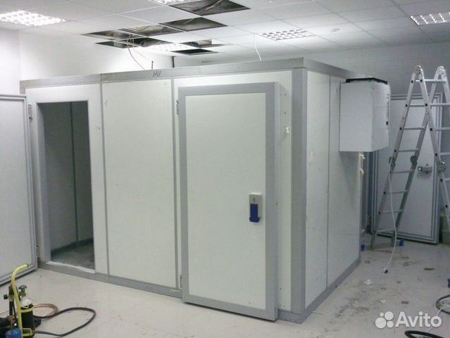 Холодильные камеры бу на складе в Москве