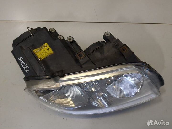 Фара (передняя) Volkswagen Touran, 2006