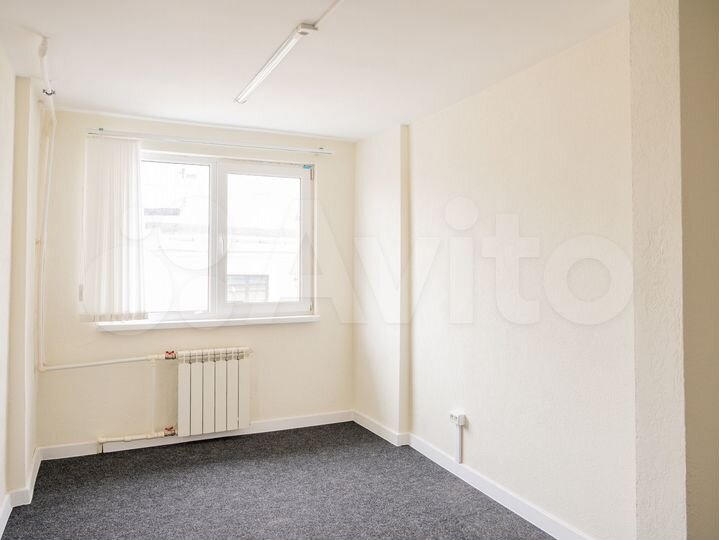 Маленький офис рядом с метро, 11 м²