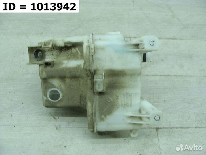 Бачок омывателя Lexus RX