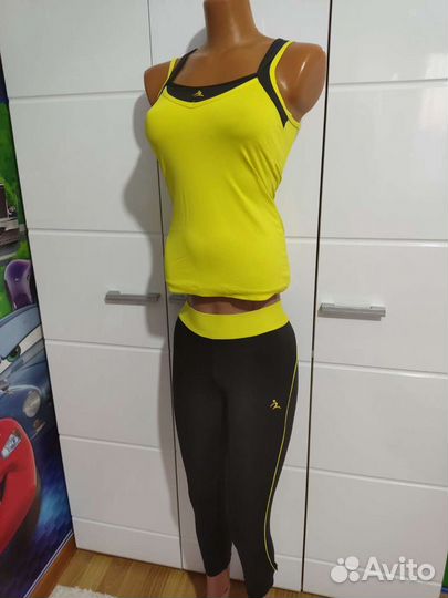 Костюмы для фитнеса,спорт.зала