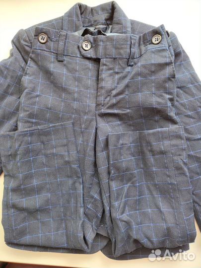 Костюм тройка