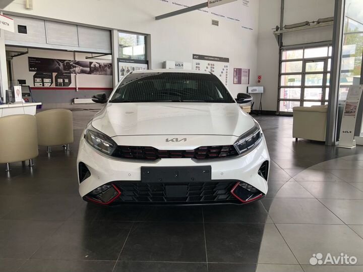 Kia Cerato 2.0 AT, 2022, 23 800 км