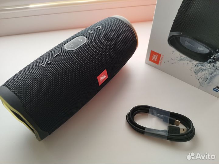 Портативная колонка JBL charge 4