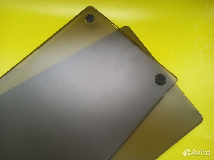 27923 Пластиковый чехол для ноутбука