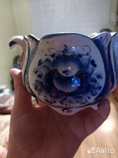 Гжель вазочка, роспись золотом