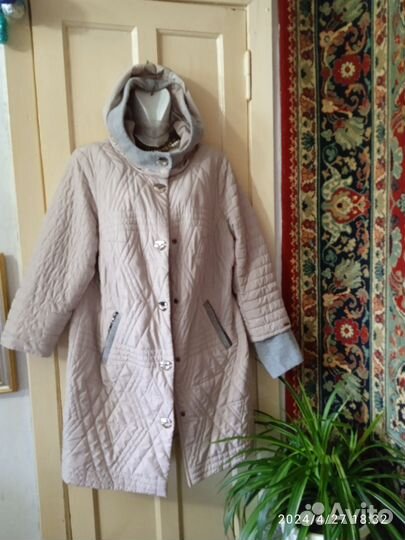 Куртка -пальто,стеганое,женская, весна осень