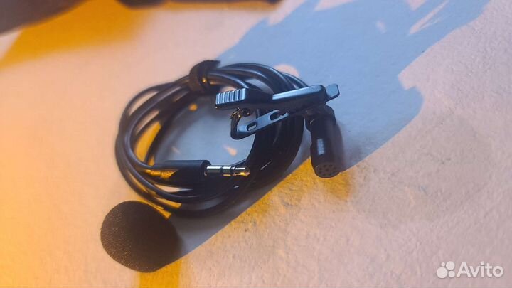 Петличный микрофон Andoer