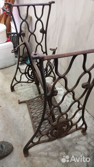 Станина чугунная зингер