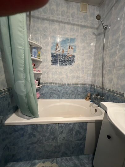 2-к. квартира, 61 м², 4/4 эт.