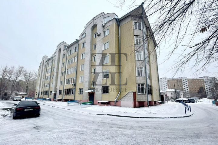 2-к. квартира, 83 м², 5/6 эт.