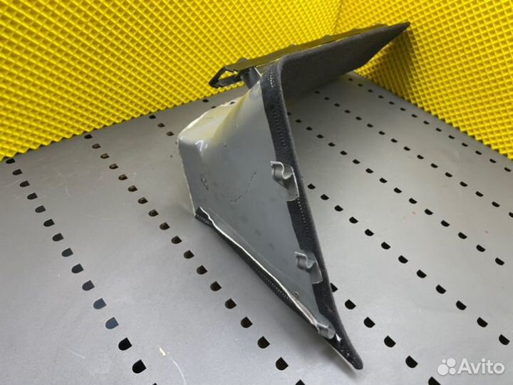 Накладка Mercedes-Benz E-Class W210 M112 2.4 1998