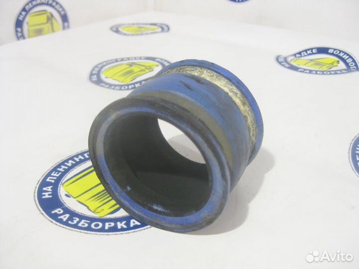 Патрубок интеркулера 20589125 volvo, FH